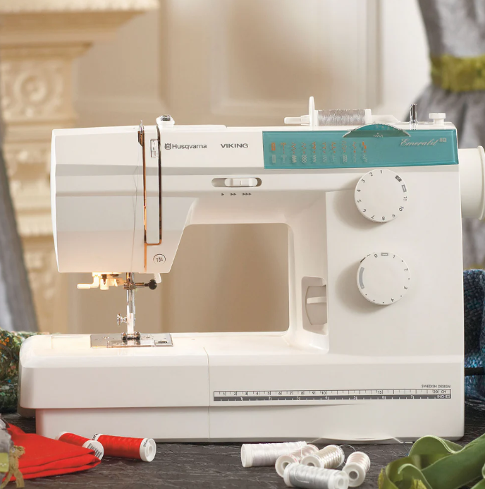 Load image into Gallery viewer, Husqvarna Emerald 118 Sewing Machine