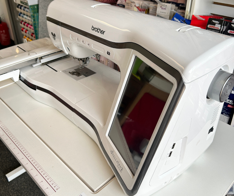 Load image into Gallery viewer, *Pre-Owned Brother Stellaire XE2 Embroidery Machine