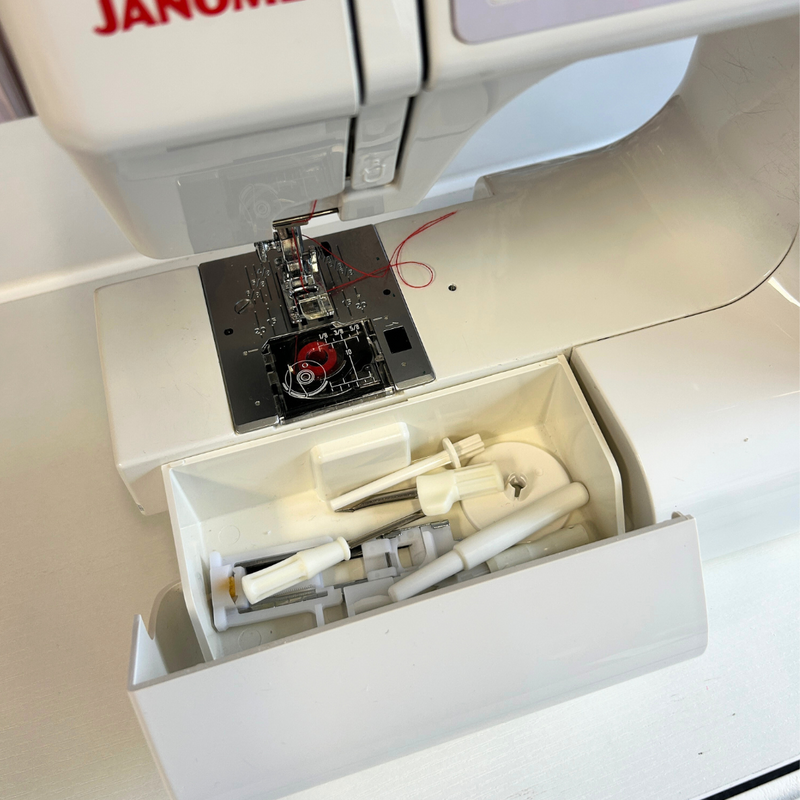 Load image into Gallery viewer, *Pre-Owned* Janome 4623LE Plus