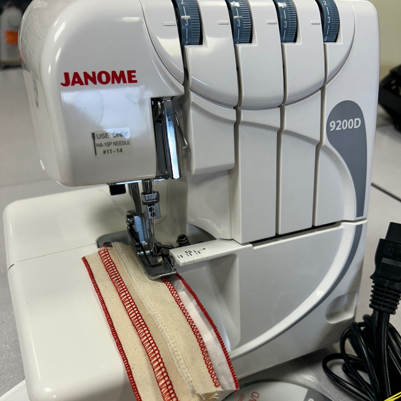 Load image into Gallery viewer, *Pre-Owned Janome 9200D Overlocker