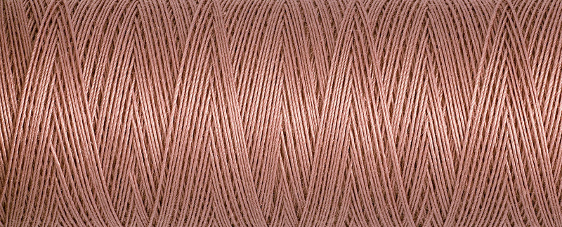 Load image into Gallery viewer, Gutermann 100% Natural Cotton - 100m Shade 2626
