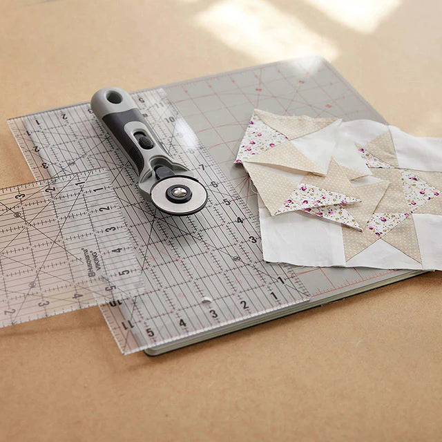 Load image into Gallery viewer, Husqvarna Viking Epic Quilt 97