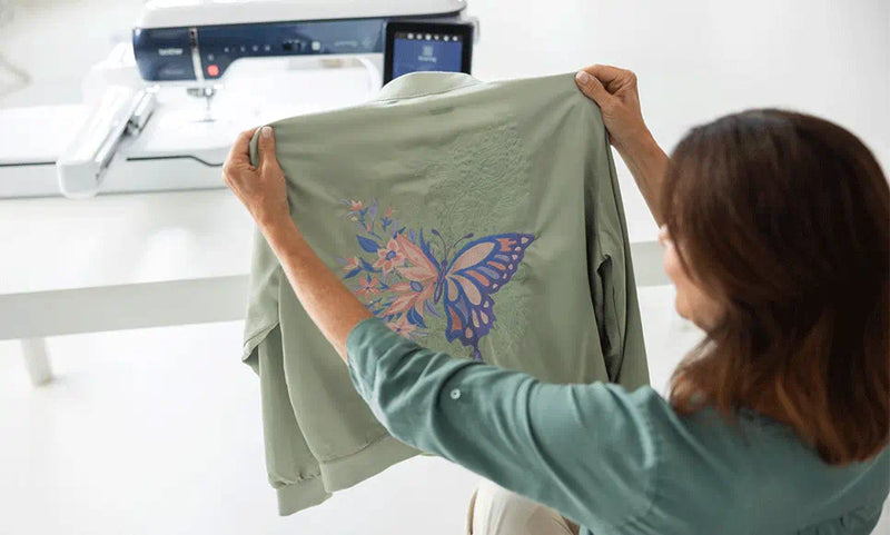 Load image into Gallery viewer, Brother Aveneer EV1 sewing, quilting and embroidery machine Flagship Machine