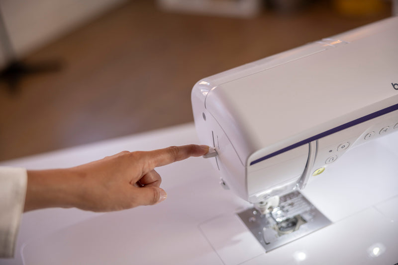 Load image into Gallery viewer, Brother Inventio NV1850q