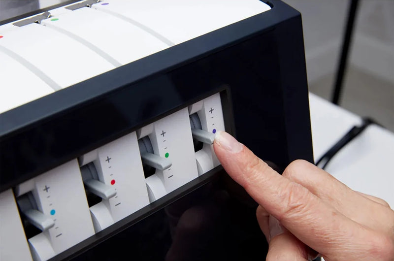 Load image into Gallery viewer, Pfaff - Admire Air 6000 Coverlock