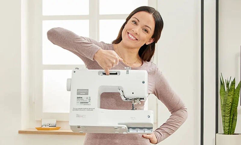 Load image into Gallery viewer, Brother SH40 Sewing Machine
