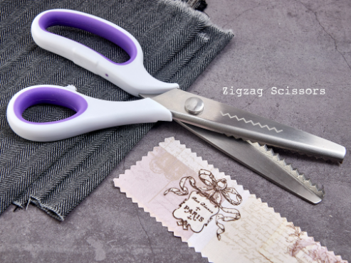 Load image into Gallery viewer, Sew Tasty Pinking Shears 23cm: Soft Grip
