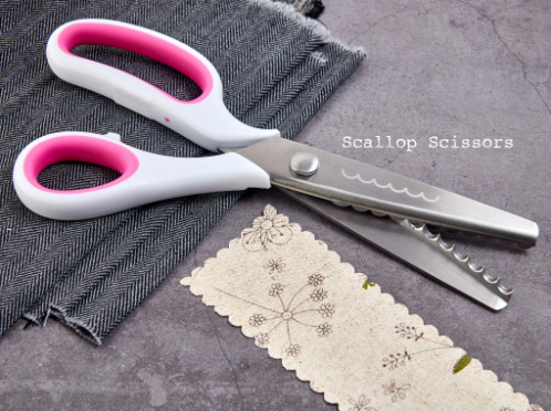 Load image into Gallery viewer, Sew Tasty Pinking Shears 23cm: Soft Grip
