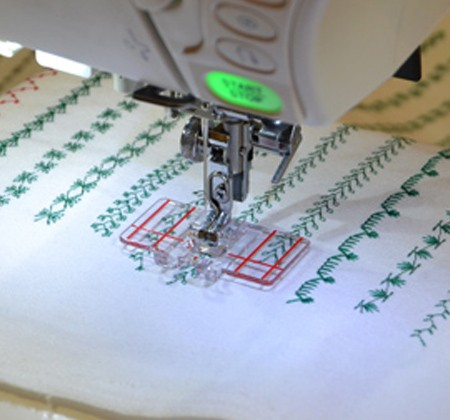Load image into Gallery viewer, Janome Border Guide Foot