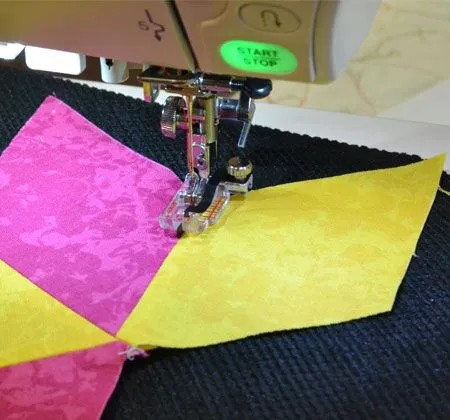 Load image into Gallery viewer, Janome Clear View Quilting Foot and Guide Set
