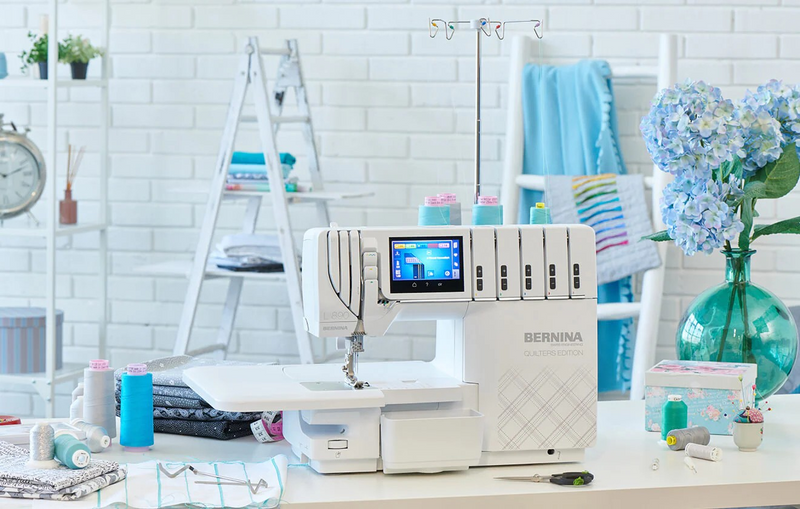 Load image into Gallery viewer, Bernina L890 Quilter's Edition Overlocker and Coverstitch