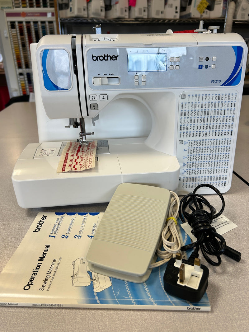 Load image into Gallery viewer, *Pre-Owned Brother FS210 Sewing Machine