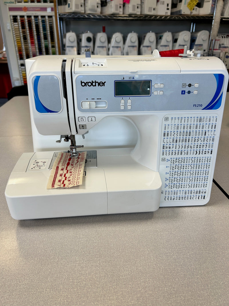 Load image into Gallery viewer, *Pre-Owned Brother FS210 Sewing Machine