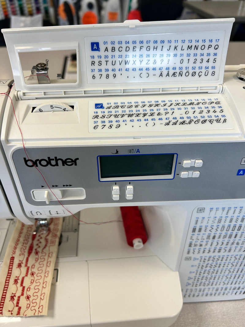 Load image into Gallery viewer, *Pre-Owned Brother FS210 Sewing Machine