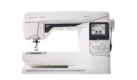 Load image into Gallery viewer, Husqvarna Opal 690Q Quilting Machine