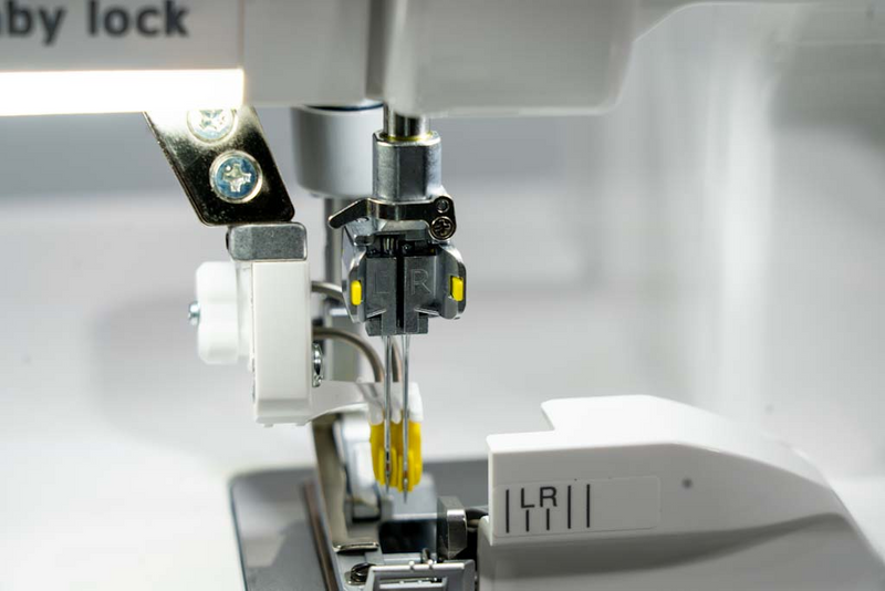 Load image into Gallery viewer, Baby Lock Serenity Overlocker