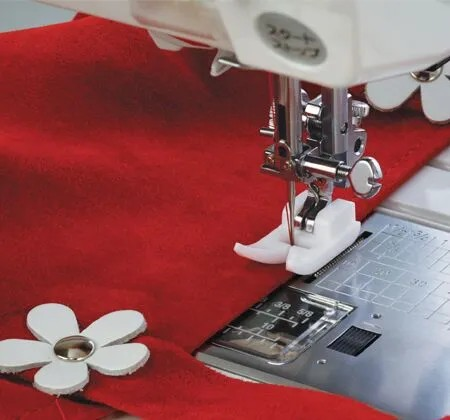 Load image into Gallery viewer, Janome Ultra Glide Foot