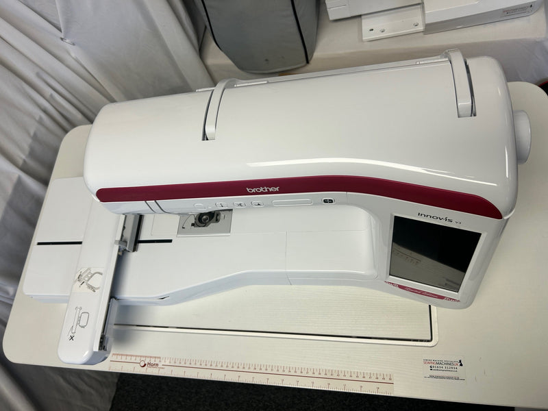 Load image into Gallery viewer, *Pre-Owned Brother V3LE Embroidery Machine
