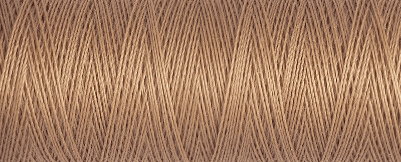 Load image into Gallery viewer, Gütermann Sew All Thread 100m shade 179