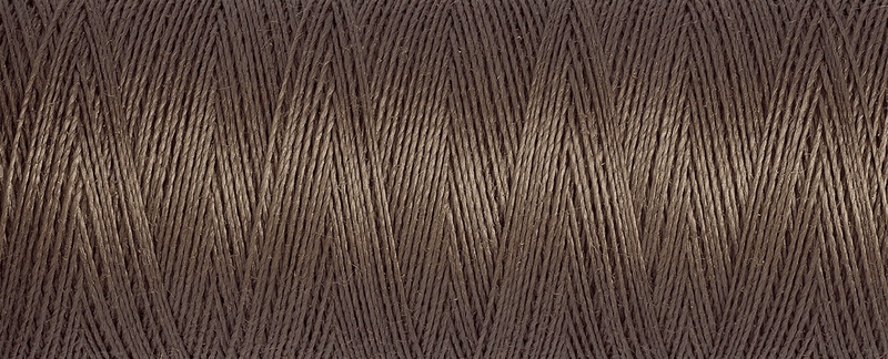 Load image into Gallery viewer, Gütermann Sew All Thread 100m shade 672