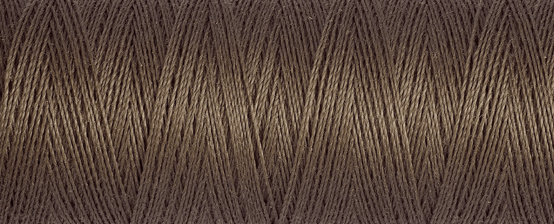 Load image into Gallery viewer, Gütermann Sew All Thread 100m shade 815