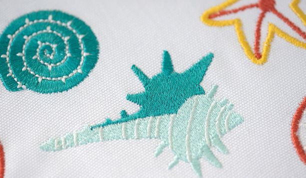 Load image into Gallery viewer, Husqvarna Designer Ruby 90 Sewing, Quilting & Embroidery Machine