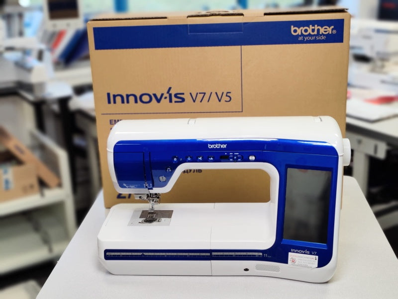 Load image into Gallery viewer, Brother Innov-is V7 Sewing and Embroidery Machined - Pre-Owned