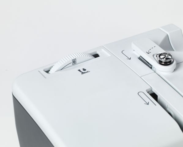 Load image into Gallery viewer, Bernette b38 Computerised Sewing Machine