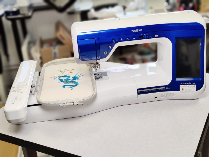 Load image into Gallery viewer, Brother Innov-is V7 Sewing and Embroidery Machined - Pre-Owned