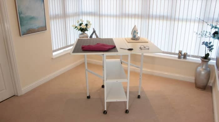 Load image into Gallery viewer, Horn Table - Compact HI-LO