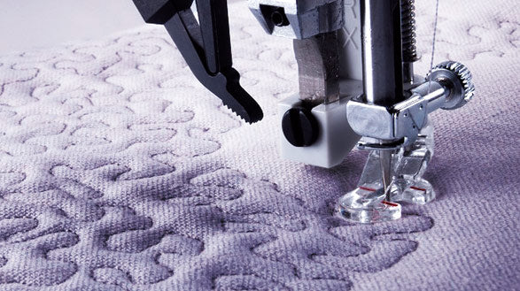 Load image into Gallery viewer, Pfaff Passport 2.0 Sewing Machine