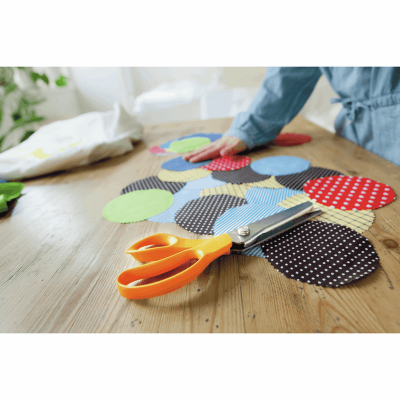 Load image into Gallery viewer, Fiskars Pinking Shears 23cm