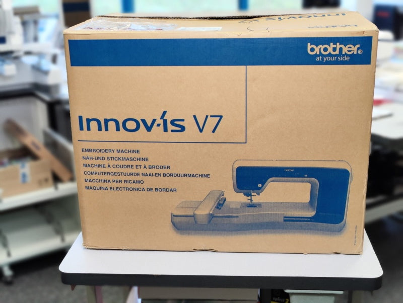 Load image into Gallery viewer, Brother Innov-is V7 Sewing and Embroidery Machined - Pre-Owned
