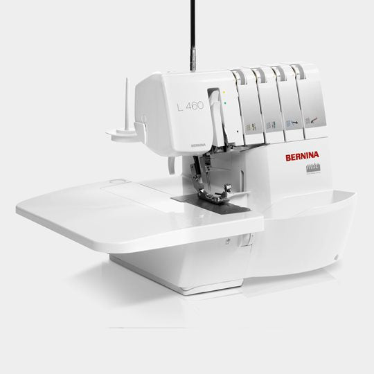 Load image into Gallery viewer, Bernina L460 Overlocker 
