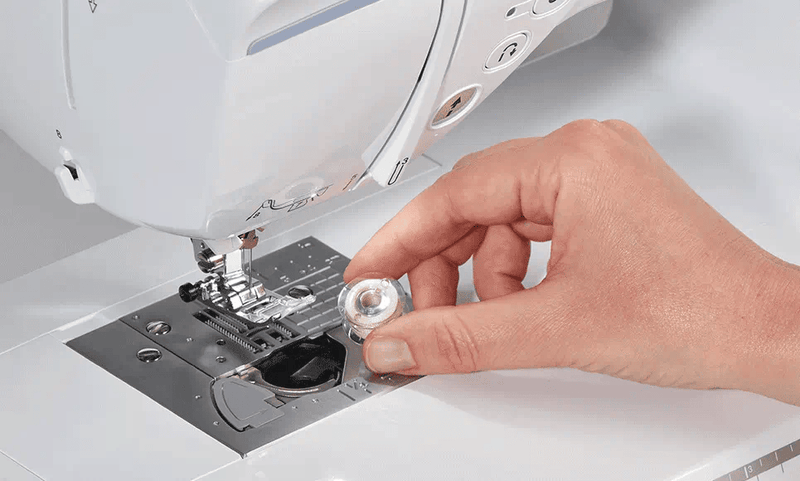 Load image into Gallery viewer, Brother Innov-is NV2700 Sewing and Embroidery machine
