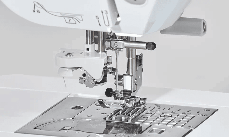 Load image into Gallery viewer, Brother Innov-is NV2700 Sewing and Embroidery machine
