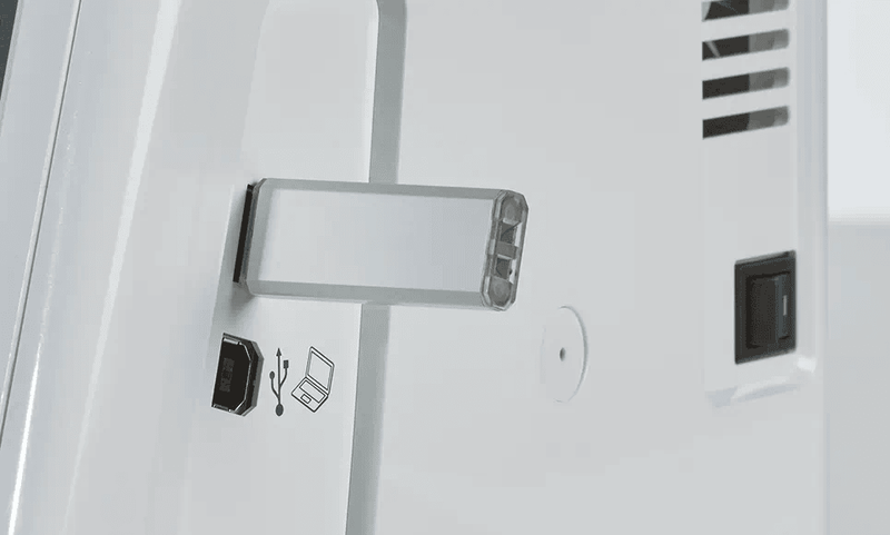 Load image into Gallery viewer, Brother Innov-is V3LE Embroidery Machine