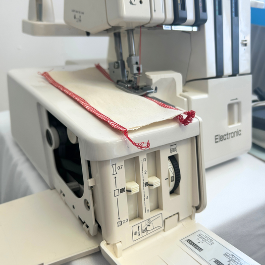 *Pre-Owned Brother 760DE Overlocker