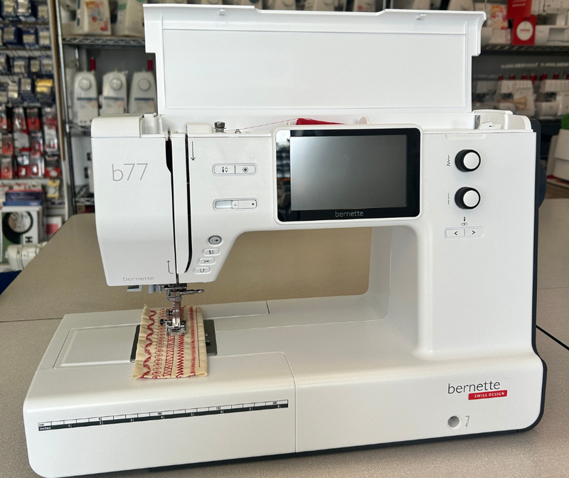 Load image into Gallery viewer, bernette B77 Sewing Machine  *Pre-Owned
