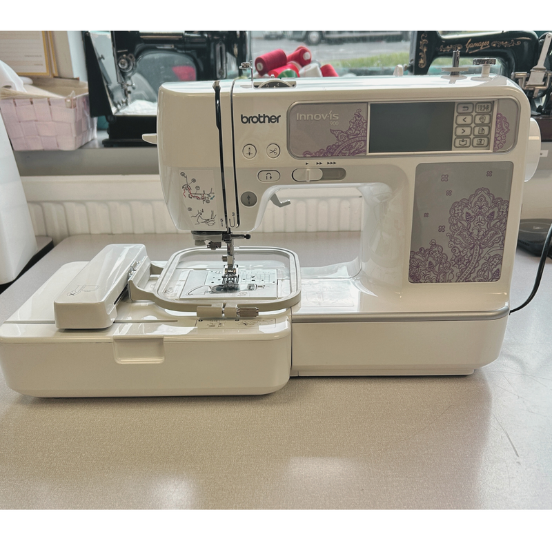 Load image into Gallery viewer, *Pre-owned* Brother Innovis 900 Sewing and Embroidery Machine
