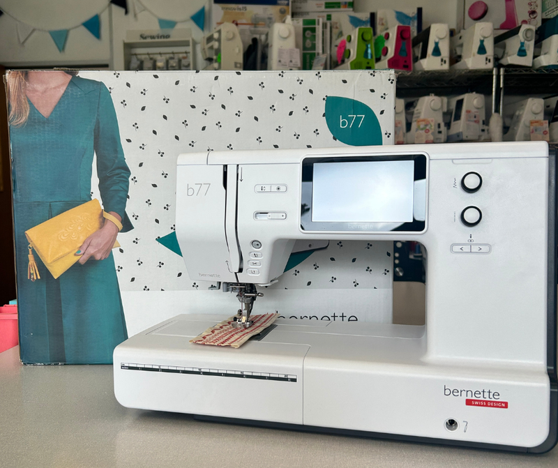 Load image into Gallery viewer, bernette B77 Sewing Machine  *Pre-Owned
