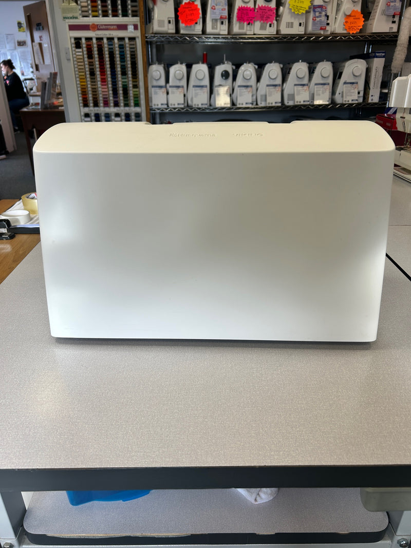 Load image into Gallery viewer, *Pre-Owned Husqvarna Viking Opal 690Q
