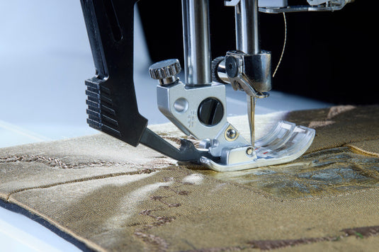 Pfaff Creative Expression  750 Sewing and Embroidery Machine