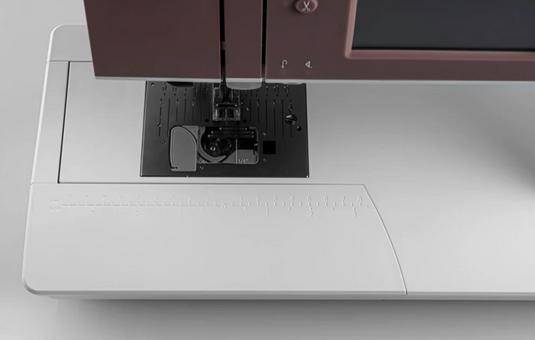 Pfaff Quilt Ambition 635 Sewing & Quilting Machine