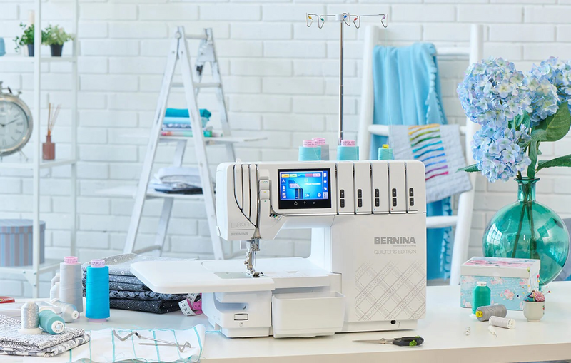 Load image into Gallery viewer, Bernina L890 Quilter&#39;s Edition Overlocker and Coverstitch
