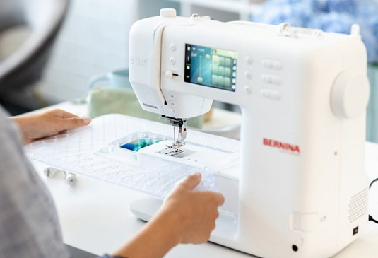 Bernina S-335 Sewing Machine *New*