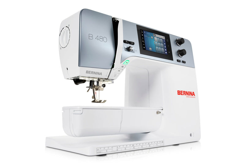 Load image into Gallery viewer, Bernina 480 Sewing &amp; Quilting Machine 
