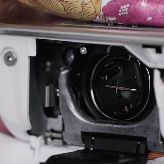 Load image into Gallery viewer, Bernina 500e Embroidery machine
