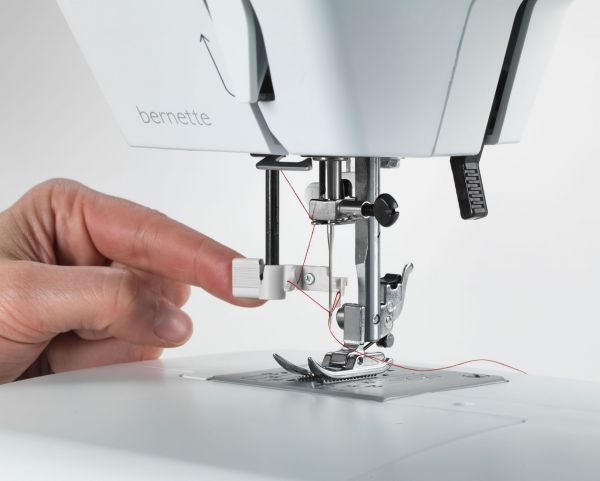 Load image into Gallery viewer, Bernette b33 Sewing Machine 
