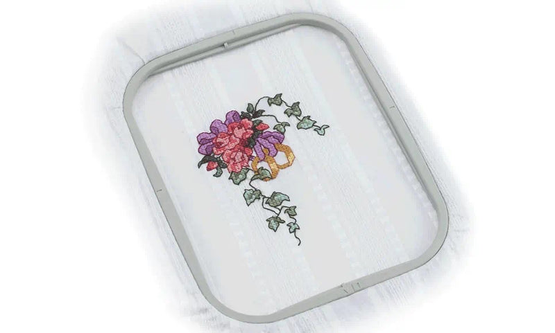 Load image into Gallery viewer, Brother Medium embroidery frame 10cm x 10cm fits M280D
